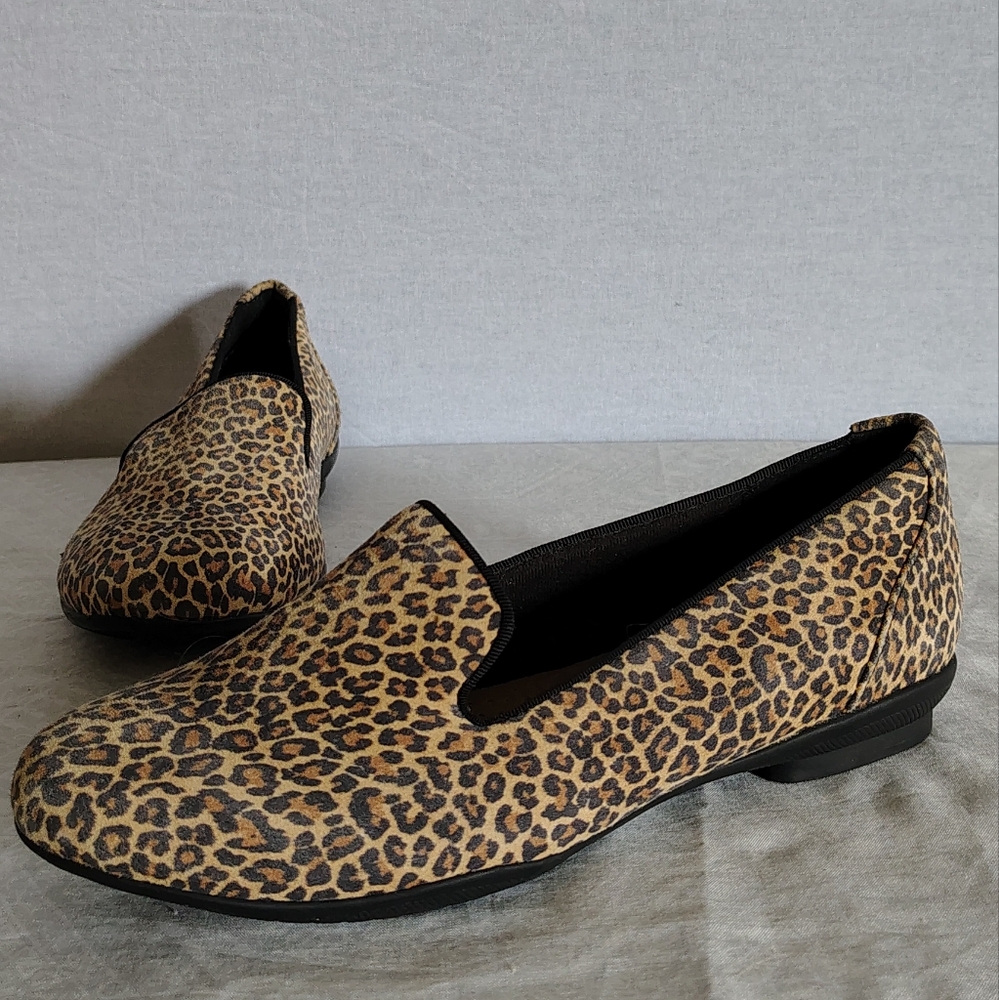 Clarks SARA POPPY Leopard Cheetah Animal Print Loafer Slip-On Driving Comfort 5